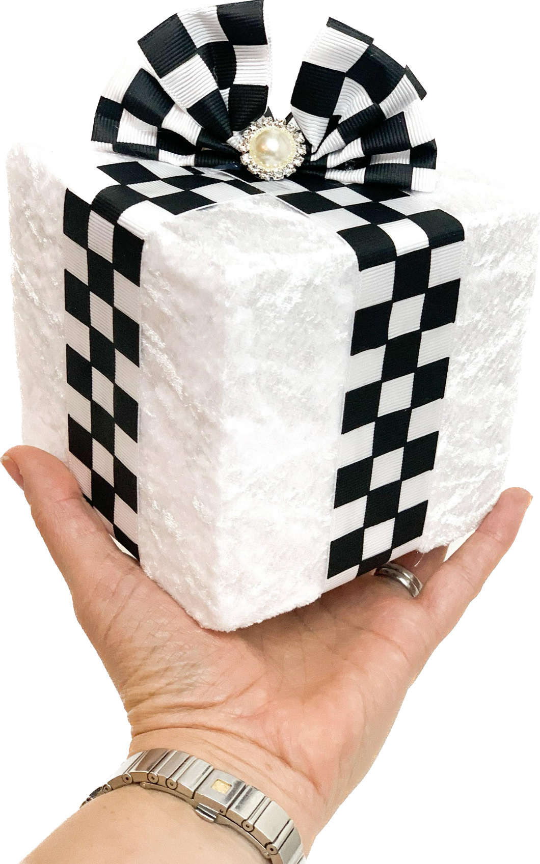 White Checkered Present Decorations