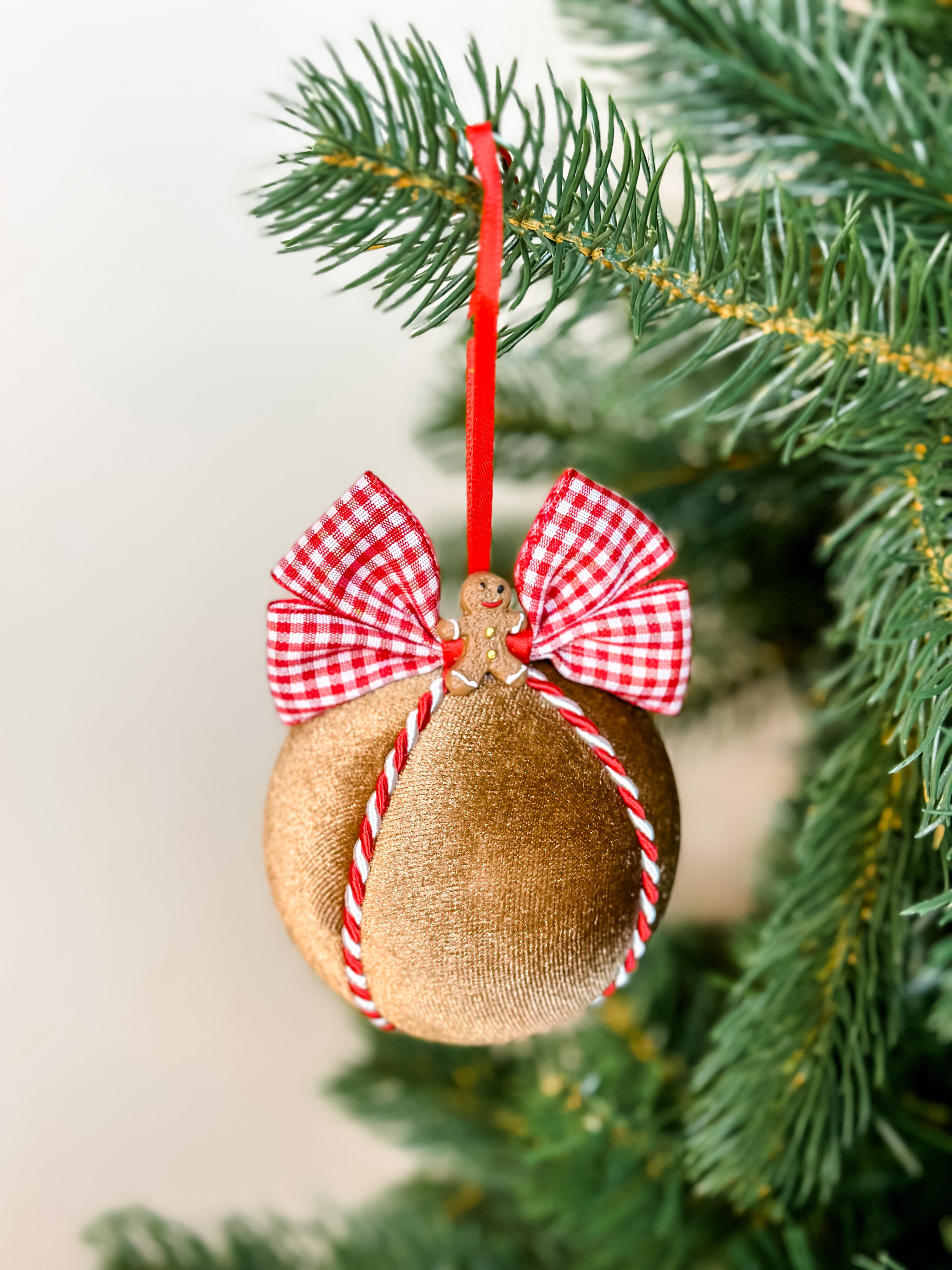 Gingerbread Red Gingham Chelsea Baubles – A Bauble Affair 