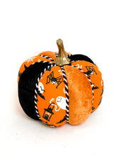 Load image into Gallery viewer, Spooky Orange Pumpkins - Midnight Range

