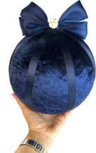 Load image into Gallery viewer, Extra Large Blue Baubles
