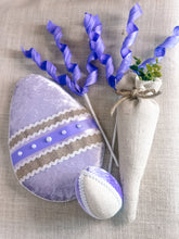 Load image into Gallery viewer, Lilac Easter Wreath Decor Set
