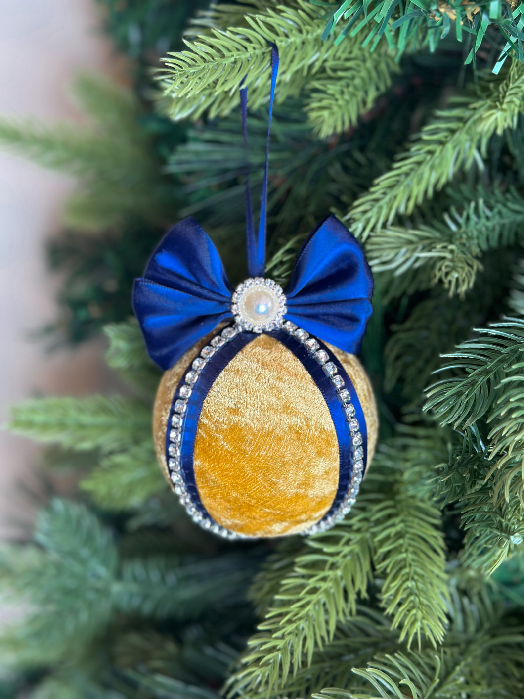 Gold & Navy Blue Regency Baubles