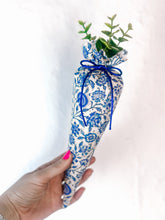 Load image into Gallery viewer, Dutch Blue Carrot - Easter Decor
