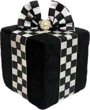 Load image into Gallery viewer, Black Checkered Present Decorations
