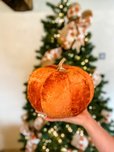 Load image into Gallery viewer, XXL Orange Pumpkin - Midnight Range
