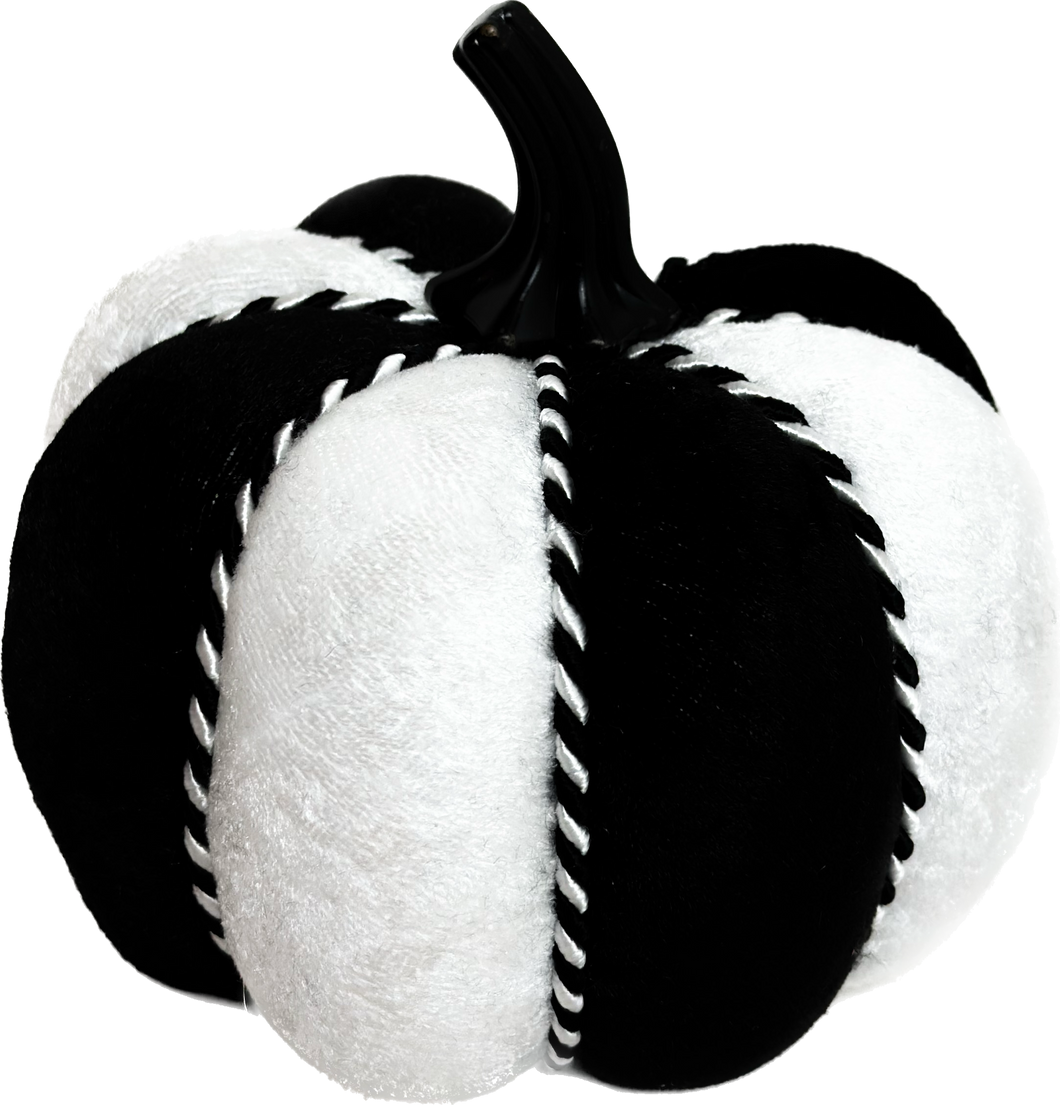 Black & White Pumpkins - Midnight Range