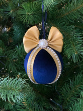 Load image into Gallery viewer, Navy Blue &amp; Gold Regency Baubles
