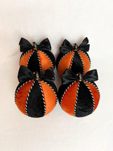 Load image into Gallery viewer, Halloween Black &amp; Orange Baubles - A Bauble Affair
