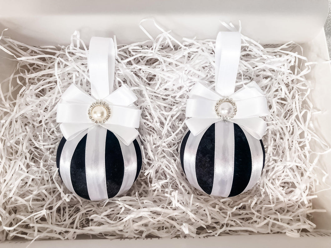 Black & White Baubles - Set Of 2 - A Bauble Affair