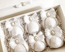 Load image into Gallery viewer, White Baubles - Set Of 6 - A Bauble Affair
