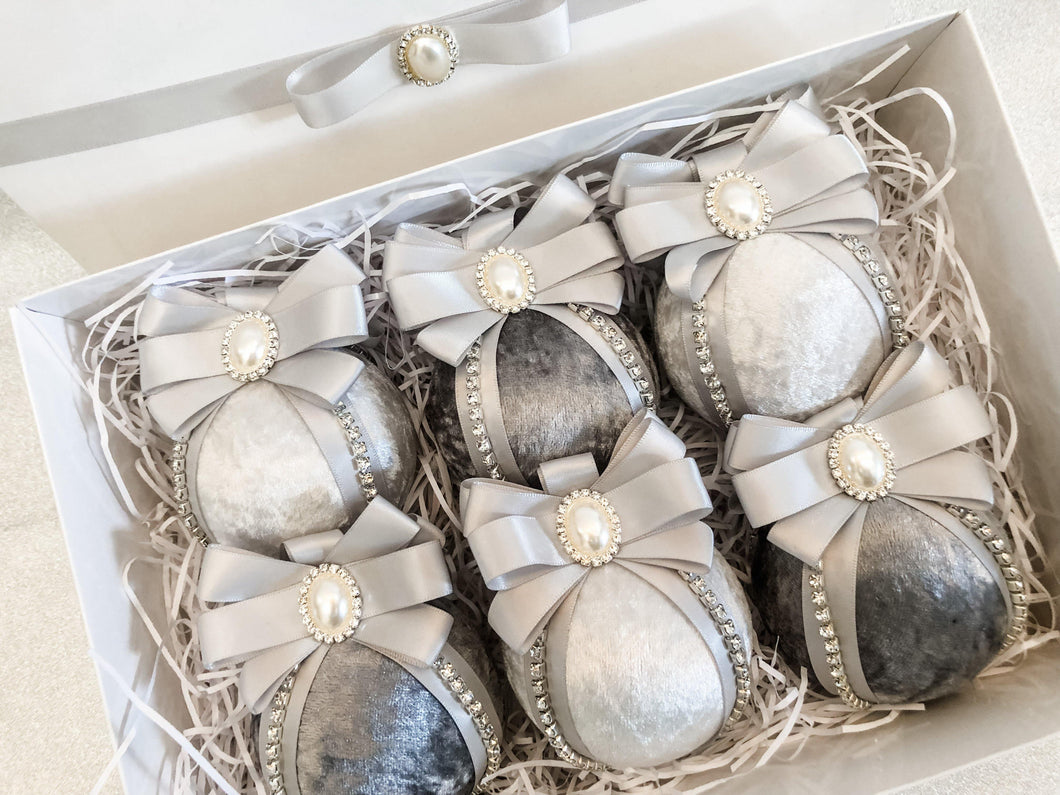 Grey & Silver Baubles - Set Of 6 - A Bauble Affair