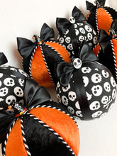 Load image into Gallery viewer, Halloween Black &amp; Orange Baubles - A Bauble Affair
