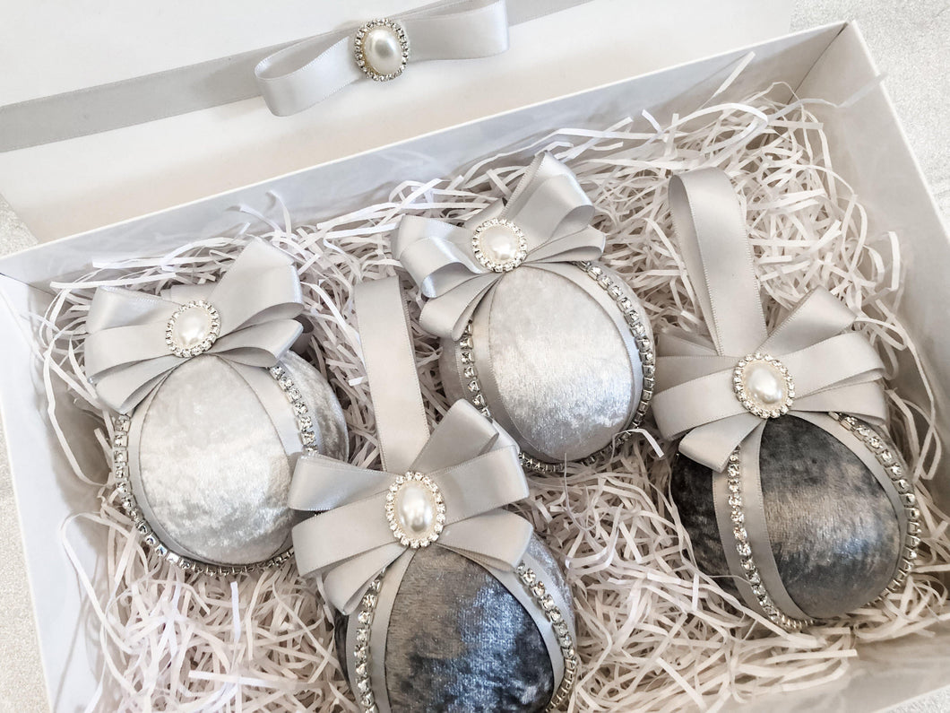 Silver & Grey Baubles - Set Of 4 - A Bauble Affair